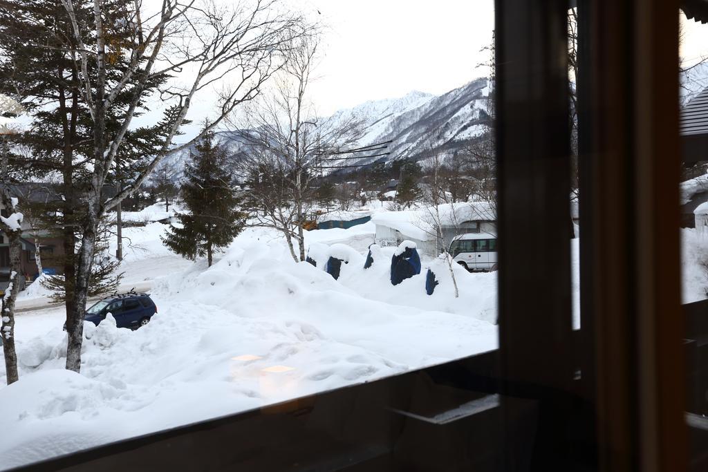 Snowlines Lodge هاكوبا الغرفة الصورة