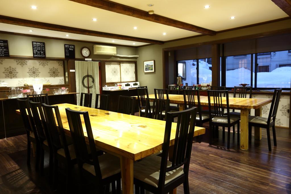 Snowlines Lodge هاكوبا المظهر الخارجي الصورة